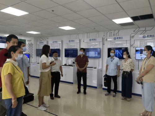 信息與傳媒系專業教師赴開發區企業走訪學習